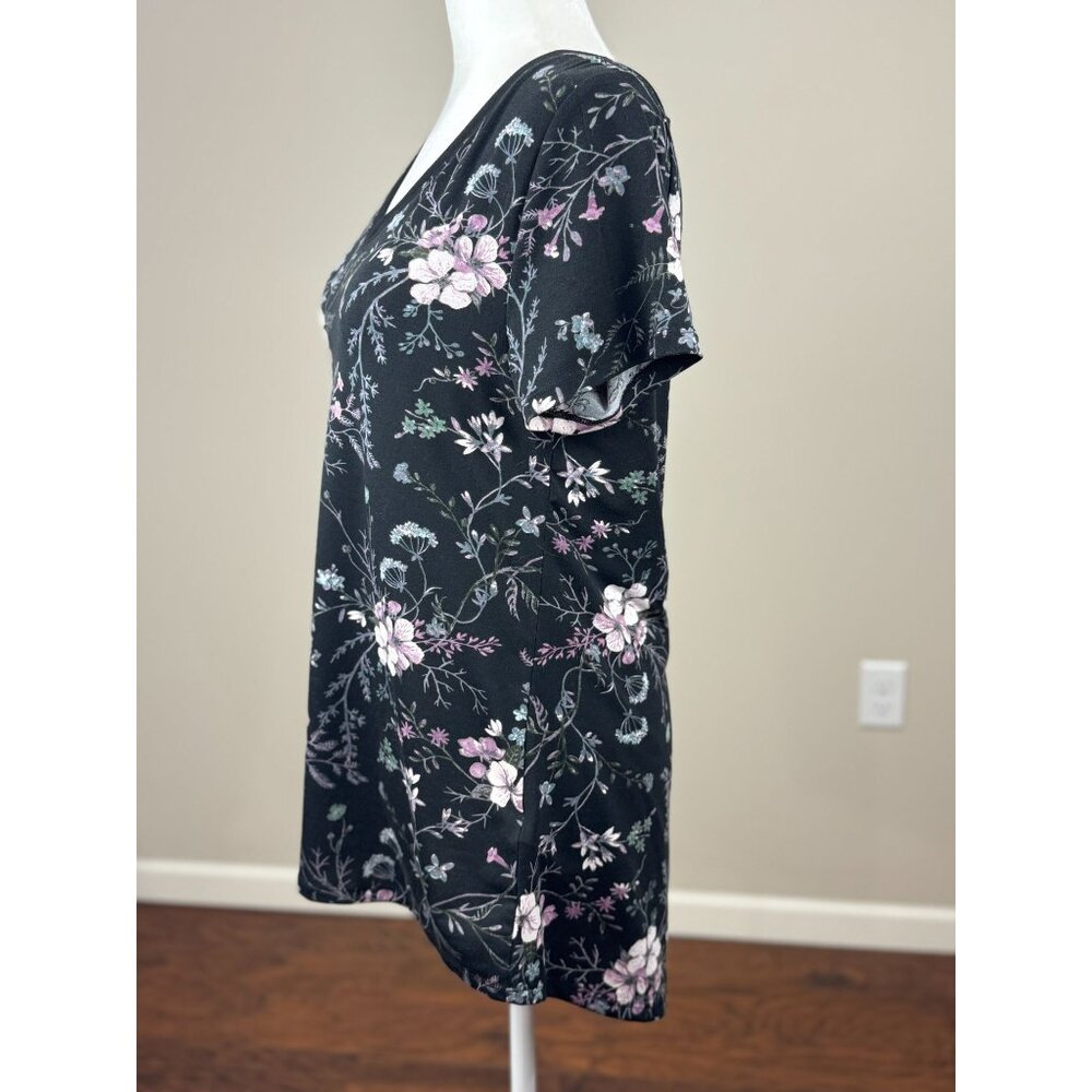 NEW LuLaRoe Womens Knit Tunic Top S Short Sleeve Pink Black Floral Scoop Neck